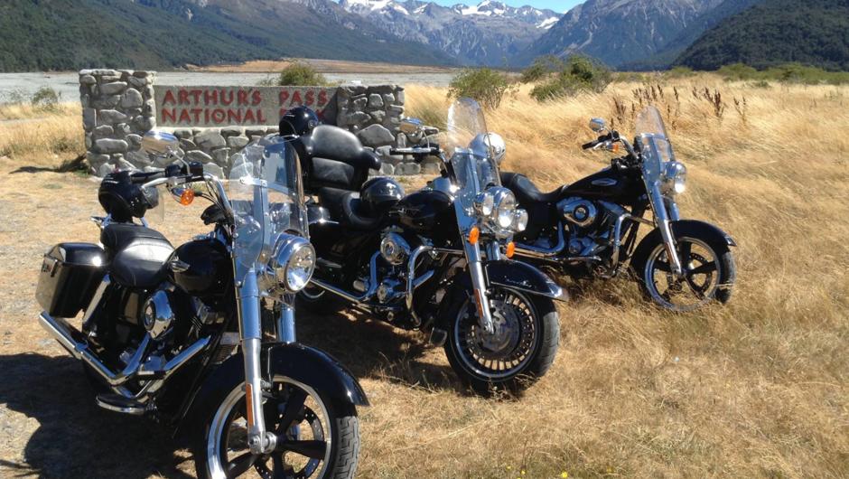 Experience New Zealand's stunning landscapes on the back of a Harley.