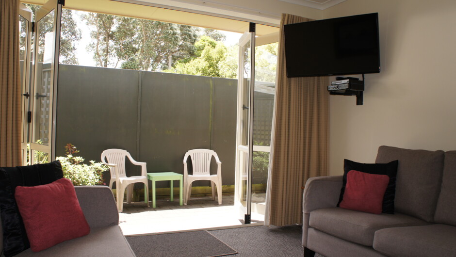 2 bedroom unit lounge & private courtyard