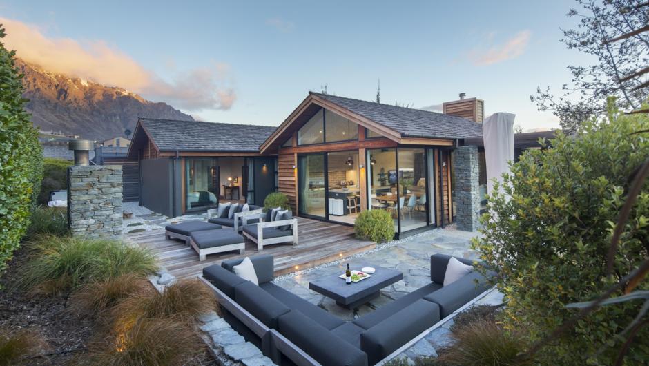 Fantastic outdoor living areas to soak up the amazing setting
