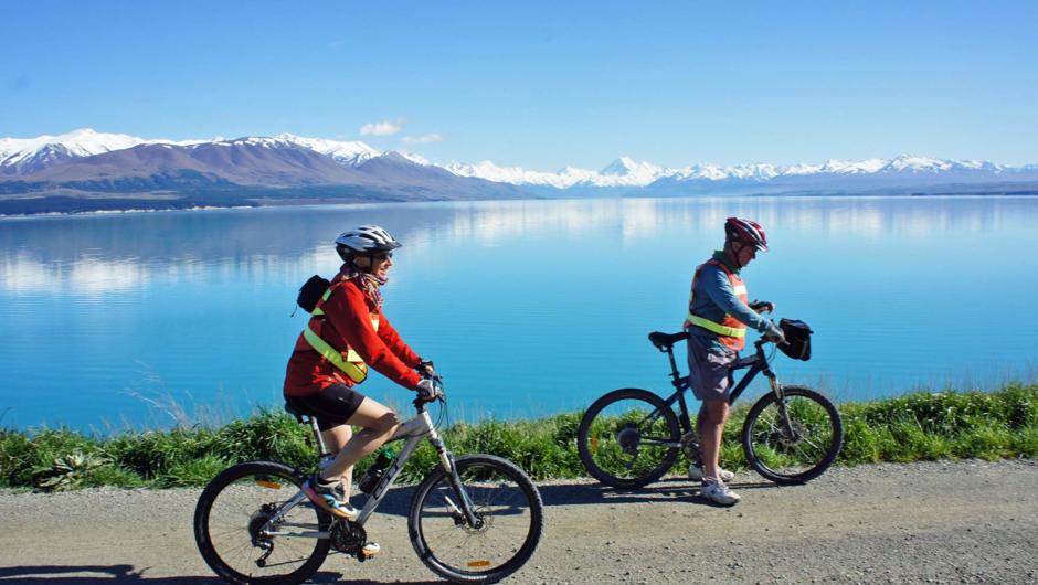 Cycling beside the turquoise waters of Lake Pukaki in Mackenzie Country