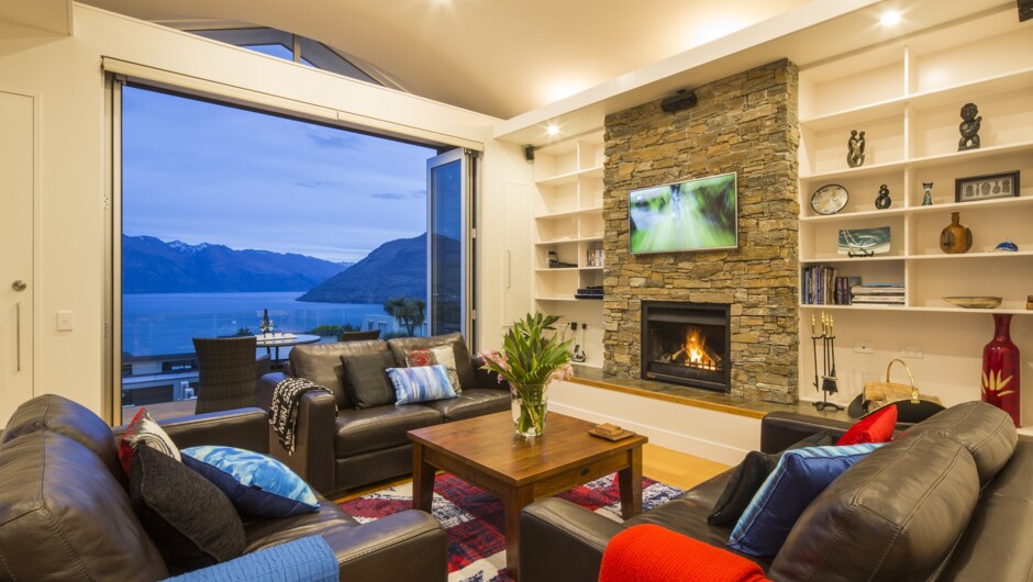 Cosy schist fireplace - perfect for an apres ski