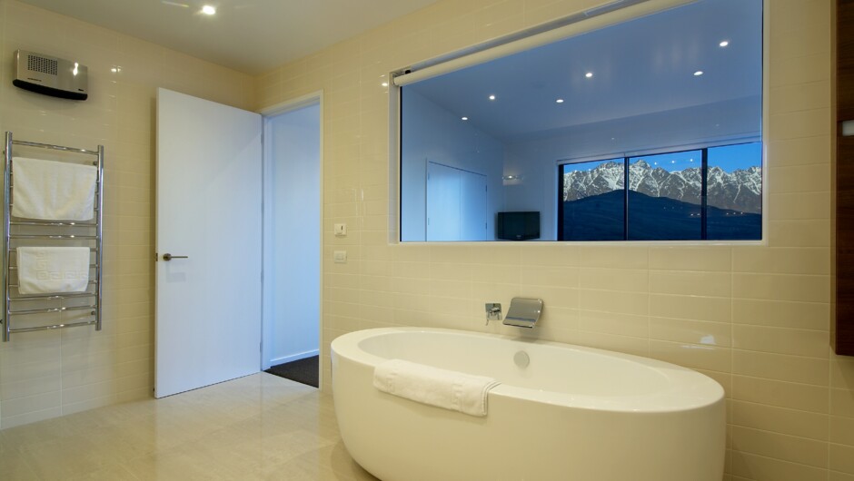 Master ensuite with separate bath and shower