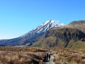 Walk the Tongariro Crossing | 100% Pure New Zealand