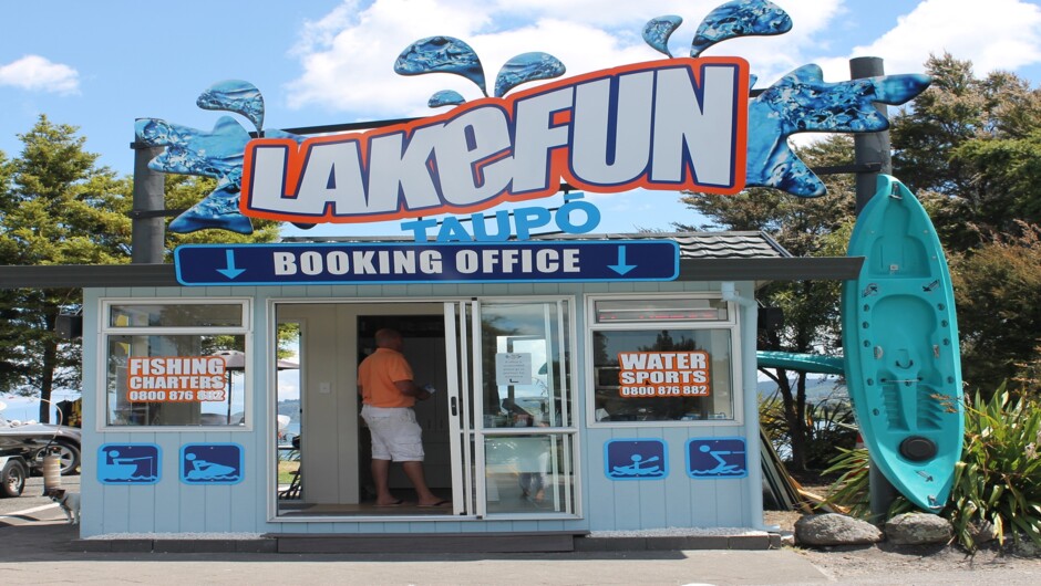 LAKeFUN Taupo Booking office