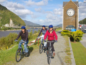Day One: Departs from Greymouth. Its flat all the way with a smooth riding surface so you can concentrate on the scenery and enjoying your friends