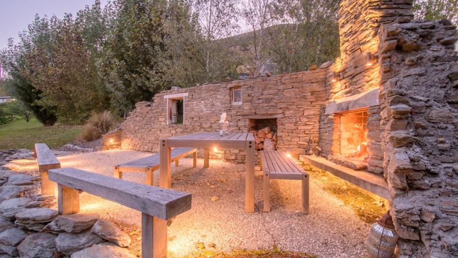 Outdoor Fireplace - Pinnacle Villa