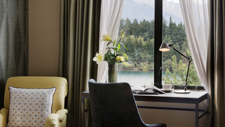 St Moritz Guest Room Lake View