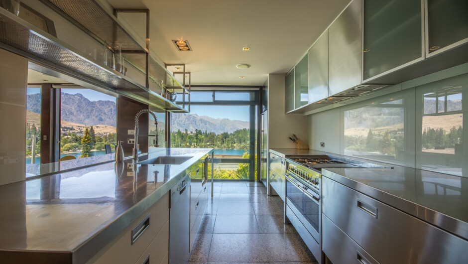 Modern Kitchen fully equipped