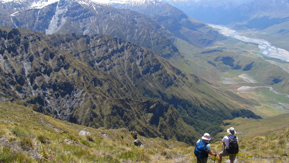 View from the ridge, looking at Mt Aspiring 3033m