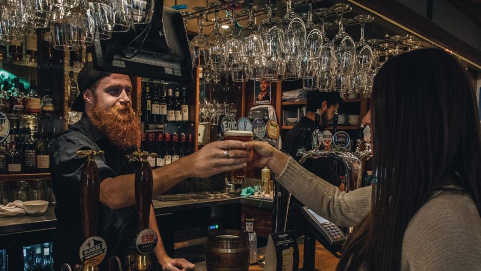 Enjoy Craft Beer and friendly service on a Queenstown Beer Tour