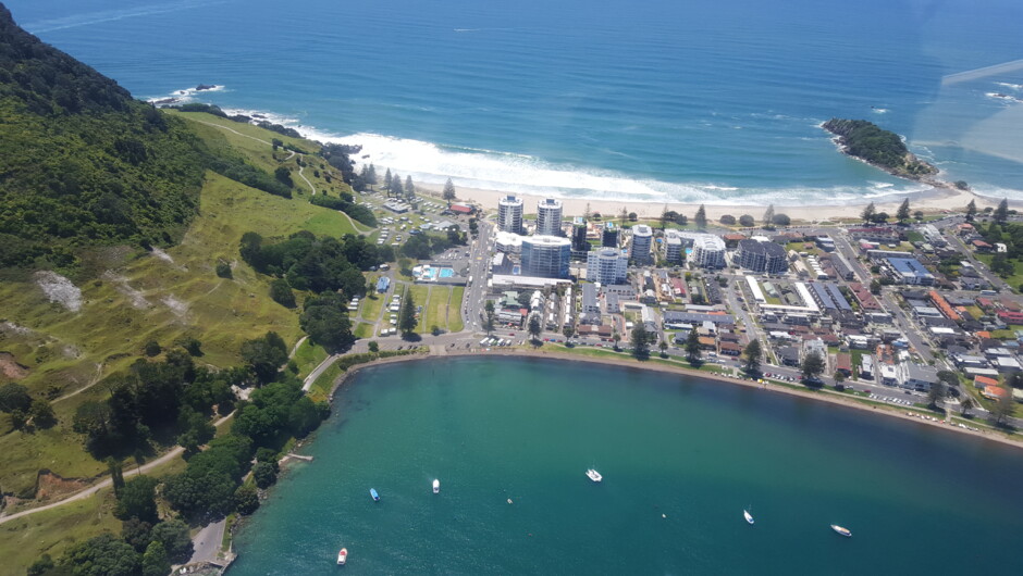 Beach and hot pools of Mount Maunganui just 10 minutes from the motel