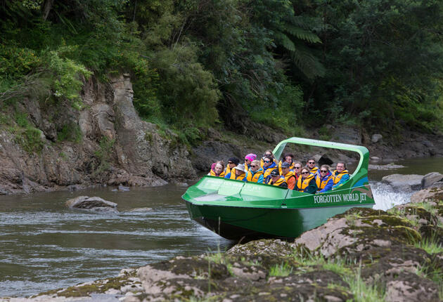 The mighty Whanganui River flows through the Ruapehu region, offering the perfect place for an adrenaline-packed jet boat ride.