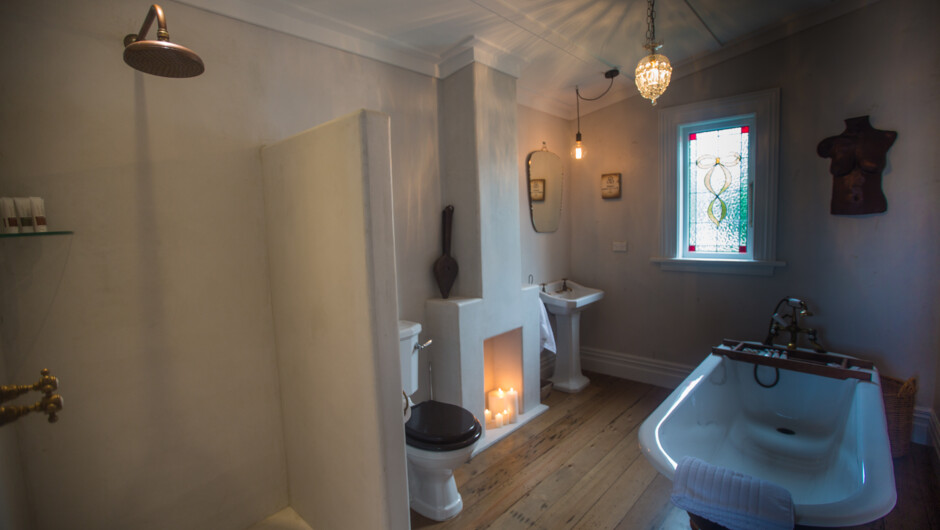 Beautifully period bathroom, Authentic Claw Bath