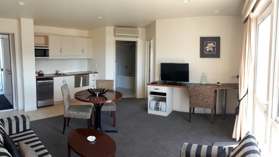 Modern, stylish self catering accommodation in the centre of Nelson City.