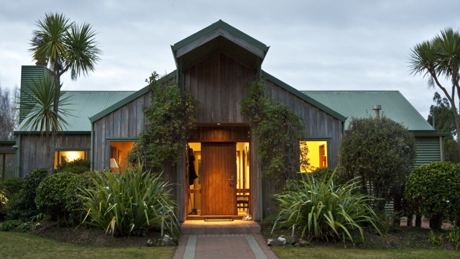 Welcome to Whakaipo Lodge