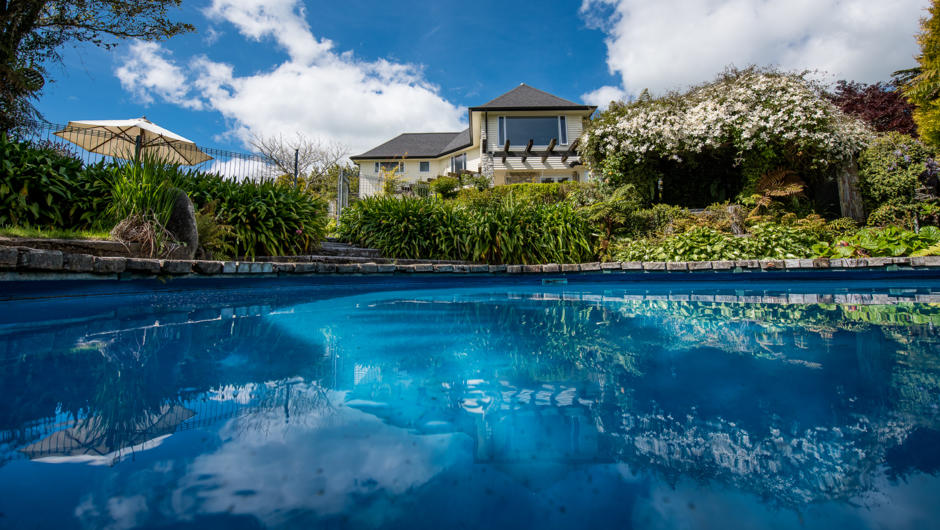 Waitomo Boutique Lodge outdoor pool