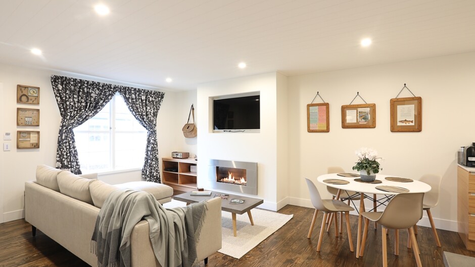 Offering boutique apartment accommodation in Invercargill, The Lodges At Transport World.