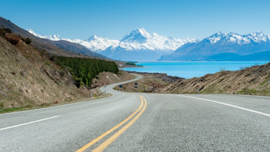 Spectacular drive to Mt Cook