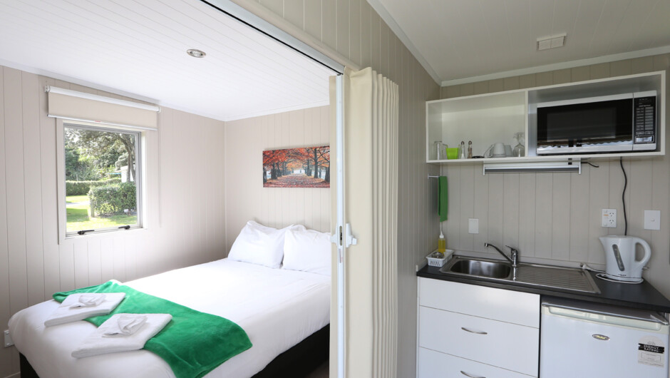 One Bedroom Deluxe Cabin