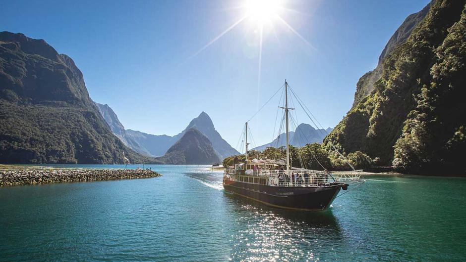 Milford Sound Nature Cruise - Milford Wanderer