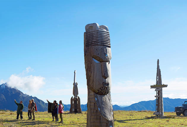 Transport yourself on a journey of discovery, from past to present, with these top 10 unique Māori cultural experiences in New Zealand. 