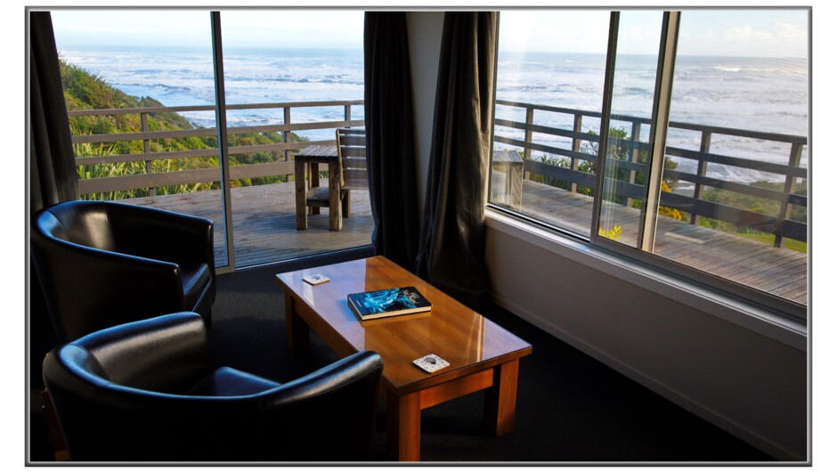 Breakwater suite room with views to Tasman Sea