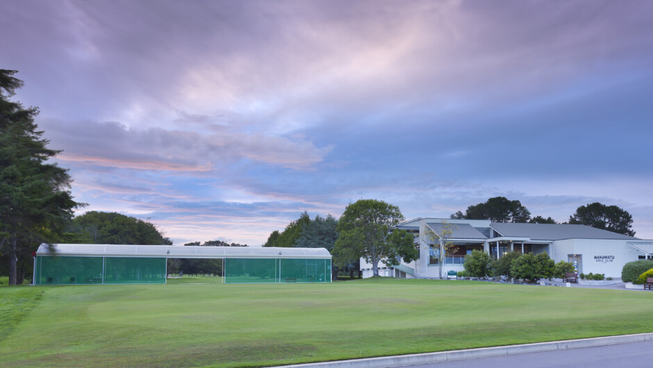 Clubhouse, putting green and covered driving range