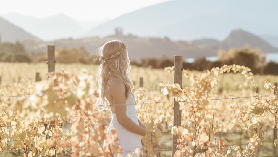 Pretty autumn vineyard wedding