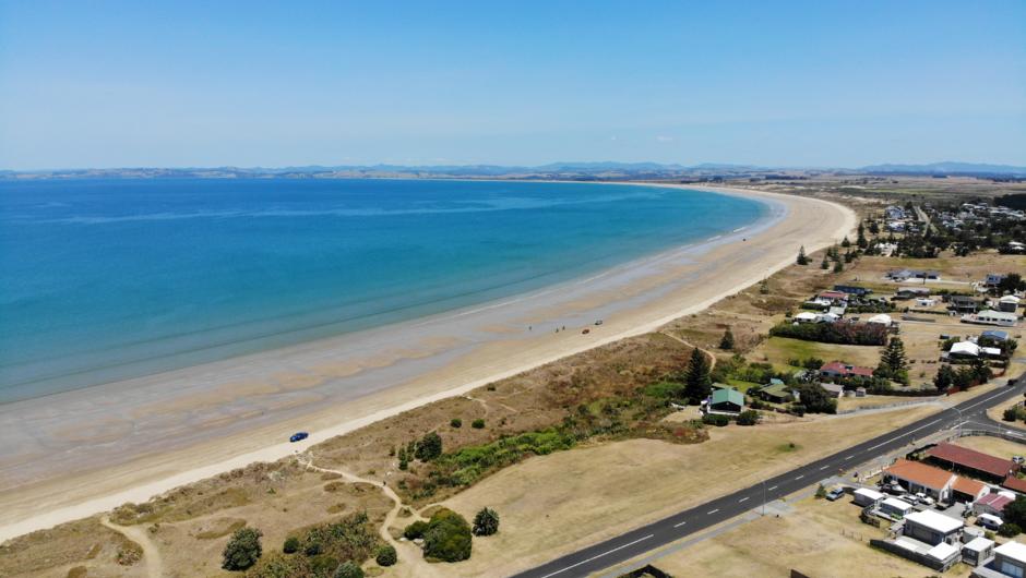 Just steps away you will find 18 km of golden sand at Tokerau Beach.