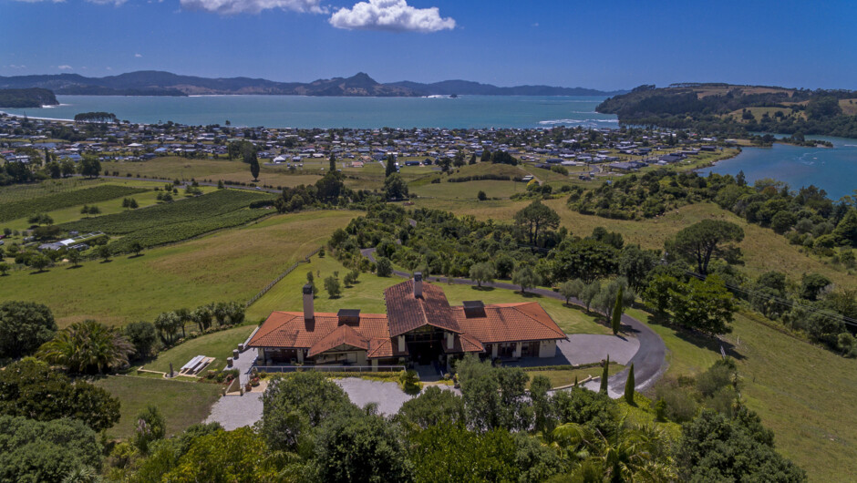Villa and views over Mercury Bay