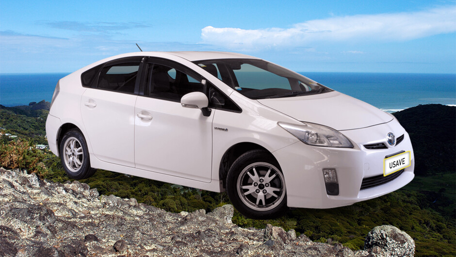 Explore the Auckland region in a fuel efficient Hybrid from USAVE