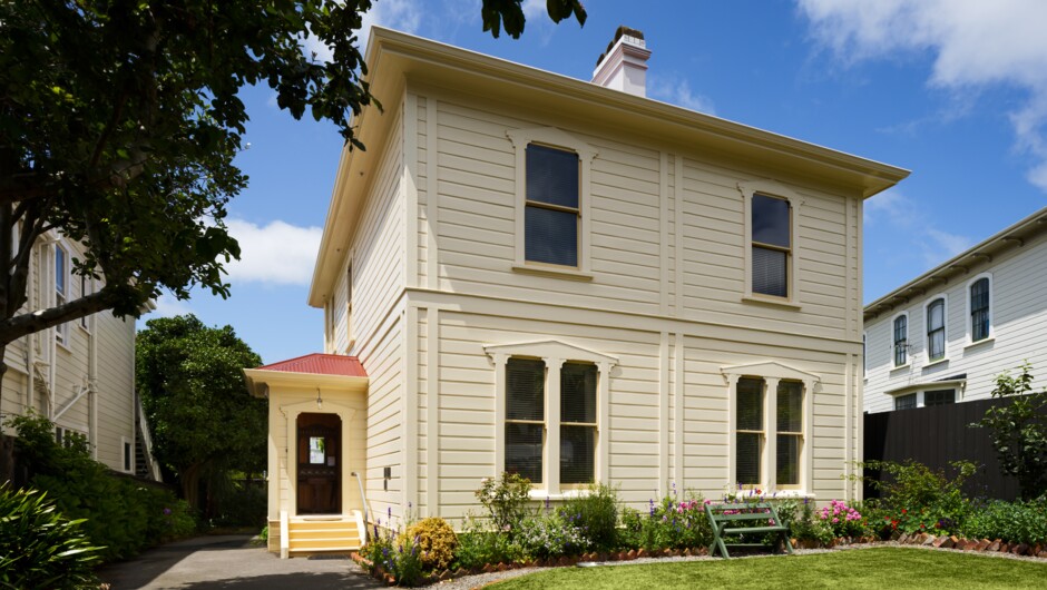 A Category 1 Historic Place in the inner-city heritage suburb of Thorndon, Katherine Mansfield House &amp; Garden offers visitors the opportunity to step inside the 1888 Wellington home of a fashionable colonial family.