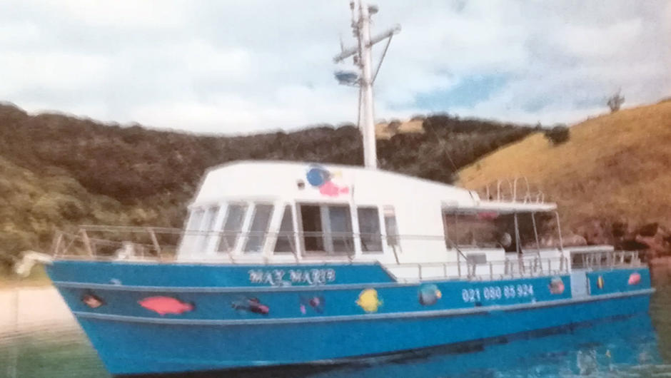 May Marie ready to take you fishing or island hopping - your choice.