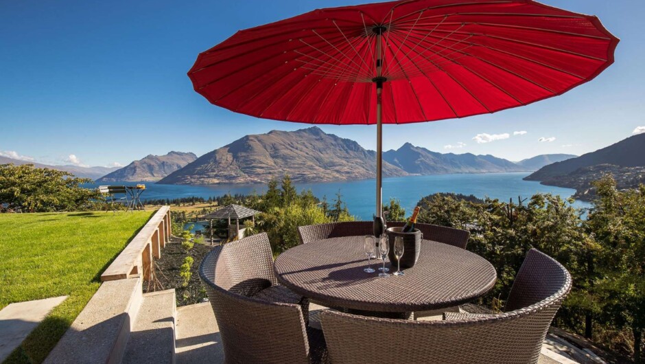 Fabulous outdoor living at Luxury with a View