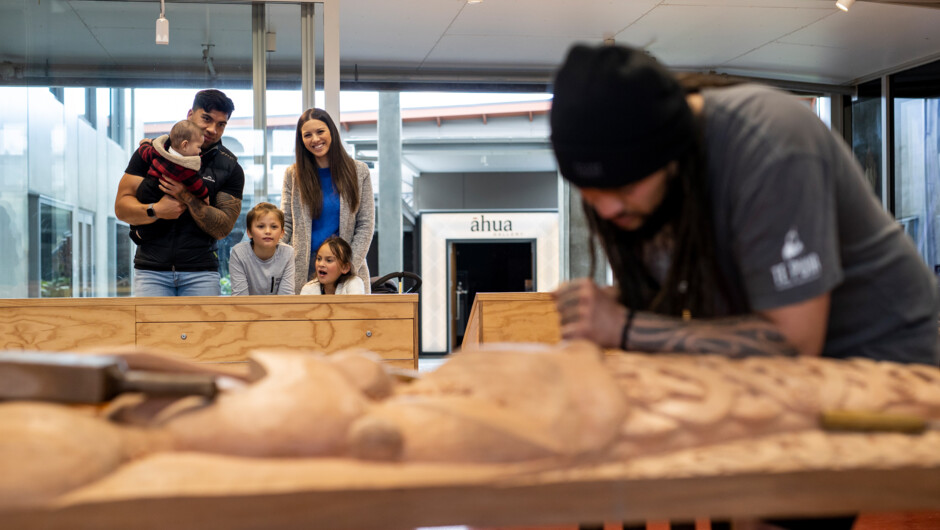 Marvel at the skill and creativity of our carvers and weavers from our nationals schools of carving and weaving at the New Zealand Māori Arts and Crafts Institute.