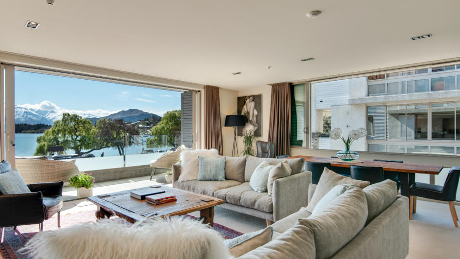 Release Wanaka- Apartment on Ardmore. Relax &amp; enjoy the views in this luxurious apartment.