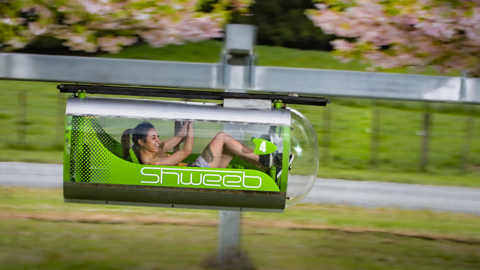 Flick your biking upside down with Shweeb