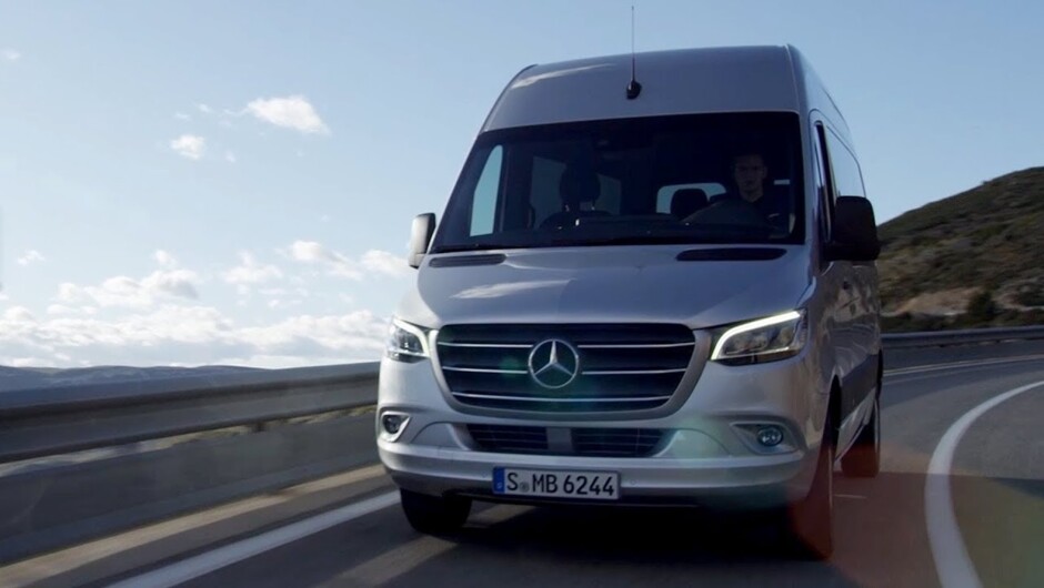 Luxury 20 seater van - Mercedes-Benz Sprinter