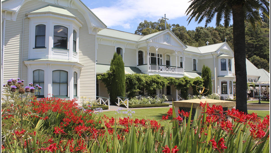Discover the history behind this, the birthplace of New Zealand Wines with Hawkes Bay Scenic Tours.