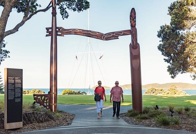 Discover the history of New Zealand. Waitangi Treaty Grounds welcomes you on a journey of discovery through New Zealand’s most important historic site.