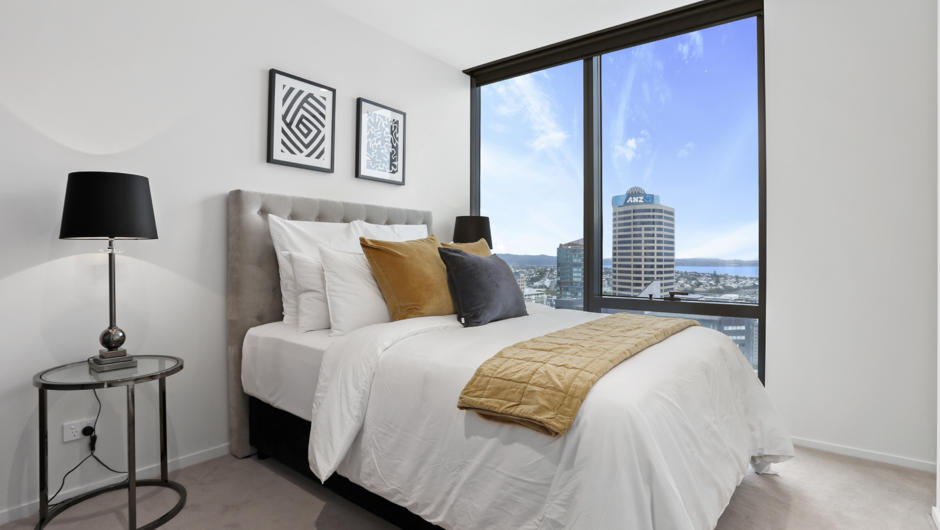 Third bedroom with city views and ensuite.