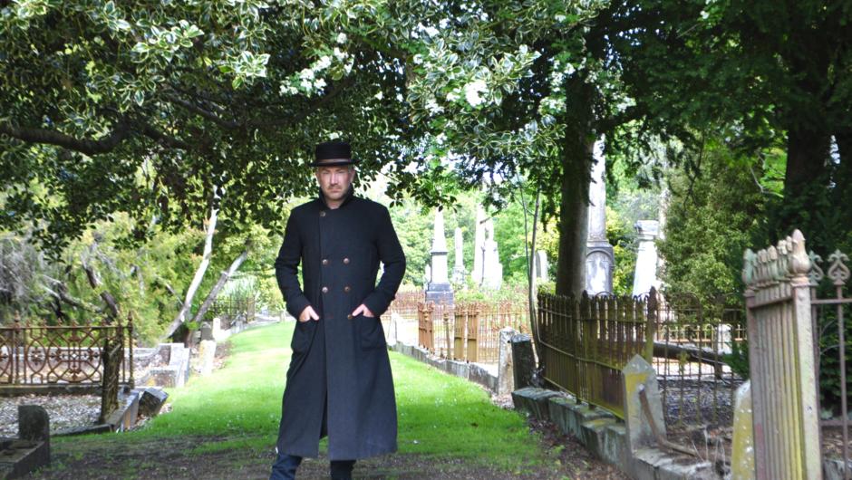 The Haunted Northern Cemetery - New Zealand's original ghost guide-Andrew Smith.