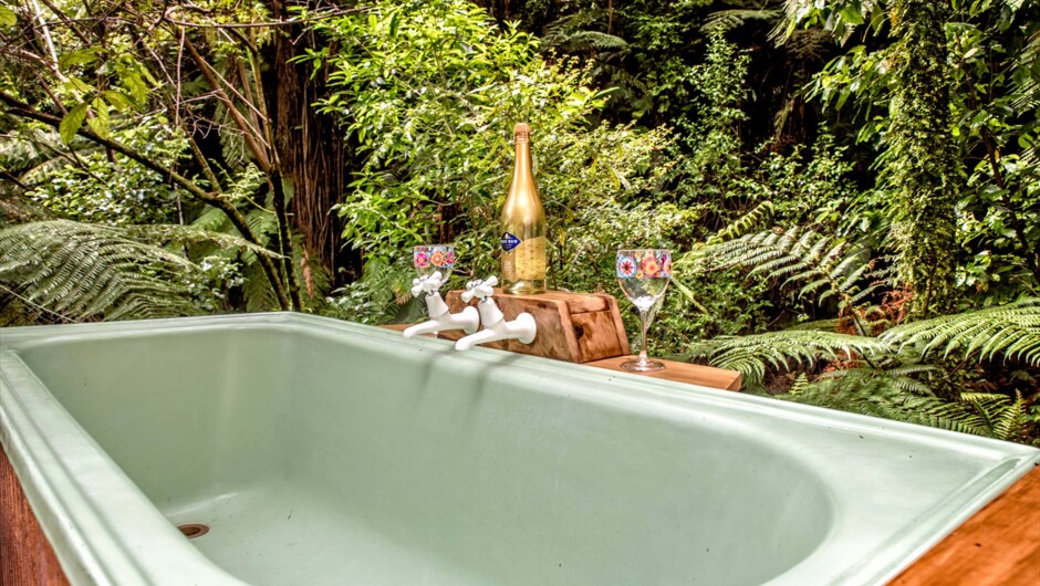 Waterfall Mountain outdoor bath