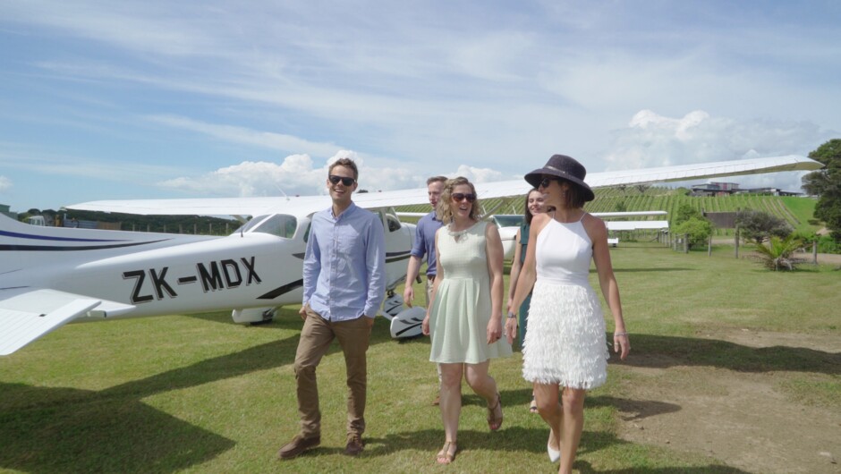Scenic flight over magnificent estates & farmland. Flying over the many vineyards, olive groves, oyster and mussel farms, cattle and sheep farms will be most memorable.