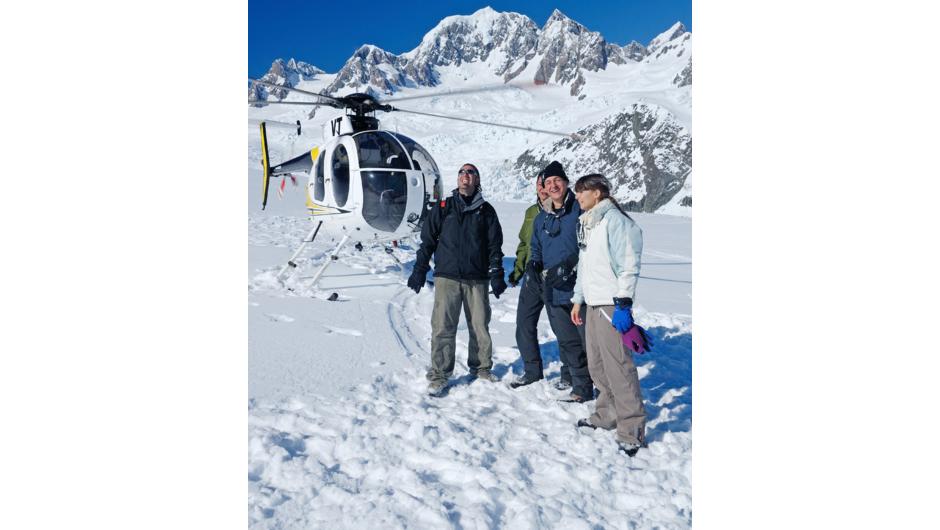HeliServices.NZ Fox &amp; Franz Josef - Take in the entry level snow landing helicopter tour for an &quot;Experience of a Lifetime&quot; with HeliServices.NZ and you will be amazed by the magnificent scenery and panoramic vies of the New Zealand&#039;s Southern Alps.