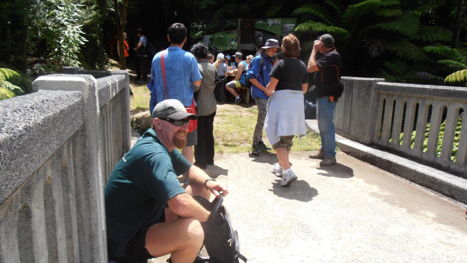 Whanganui River Adventures - Lunch at the bridge