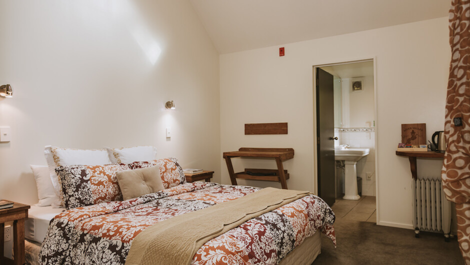 A Riverside Deluxe ensuite room.  The lodge offers a range of accommodation, from shared bunk rooms to private deluxe rooms.