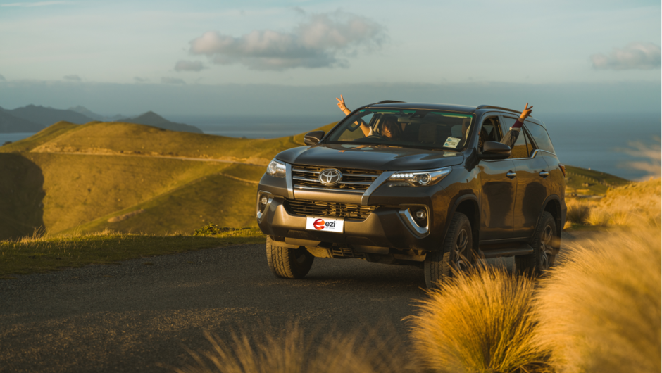 Explore New Zealand with Ezi Car Rental