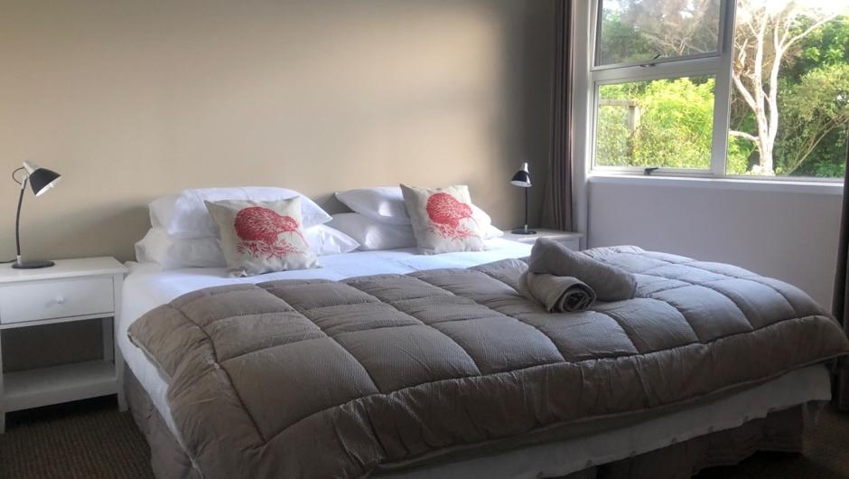 Kiwi master bedroom