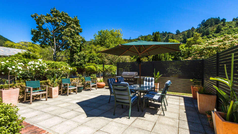 Private and Sunny outdoor dining area